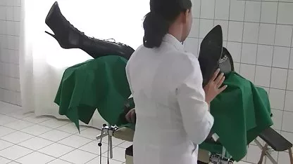 وضوح تصویر xd و بدون ثبت نام - با کلیک بر روی فیلم س کوتاه 'دانلود' بدسم, برده دکمه
